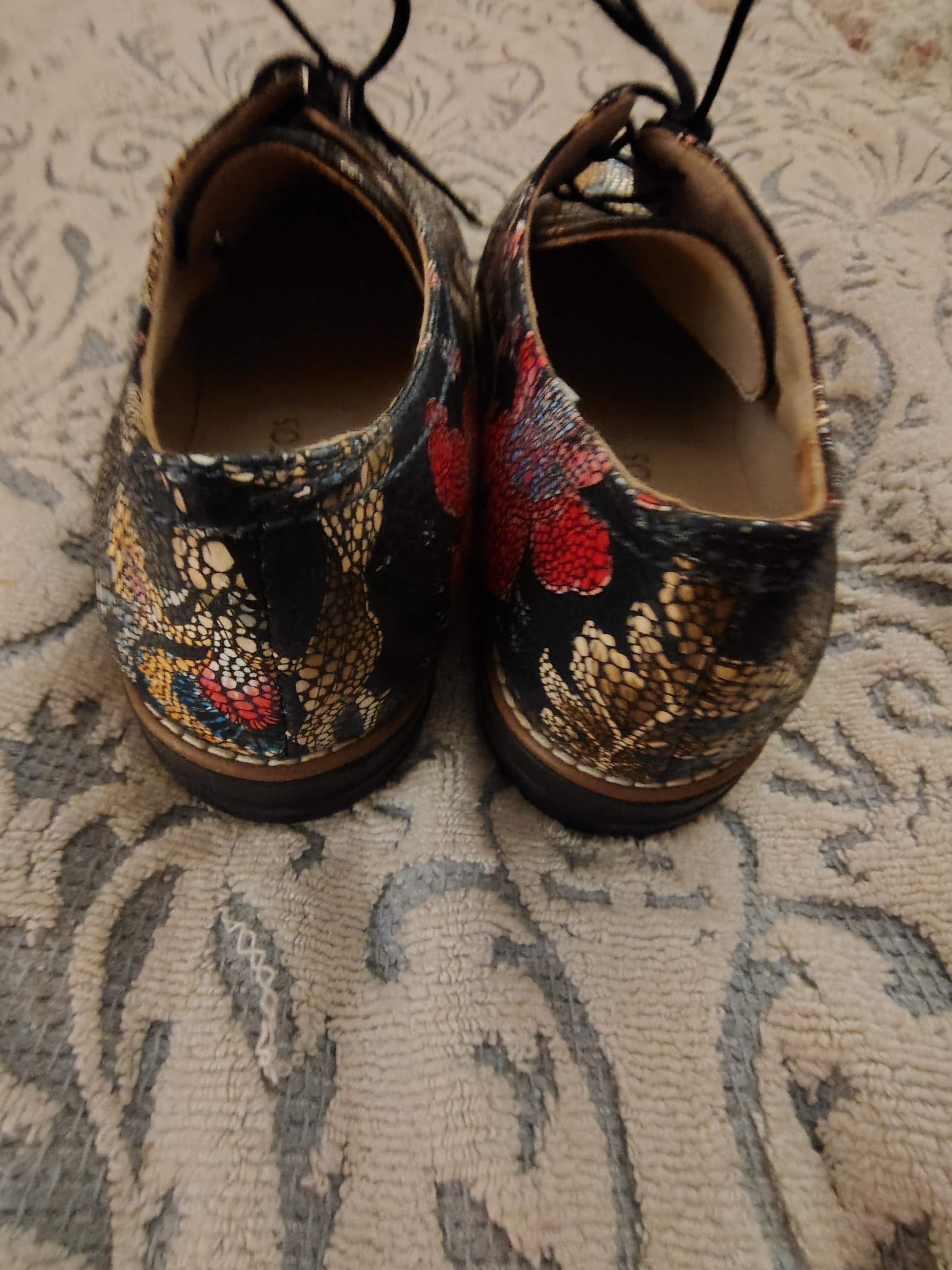 Floral Embossed Black Lace-Up Women’s Flats — image 7 of 8